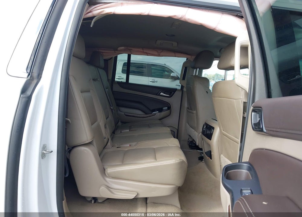 2019 CHEVROLET SUBURBAN LT VIN: 1GNSCHKCXKR177635