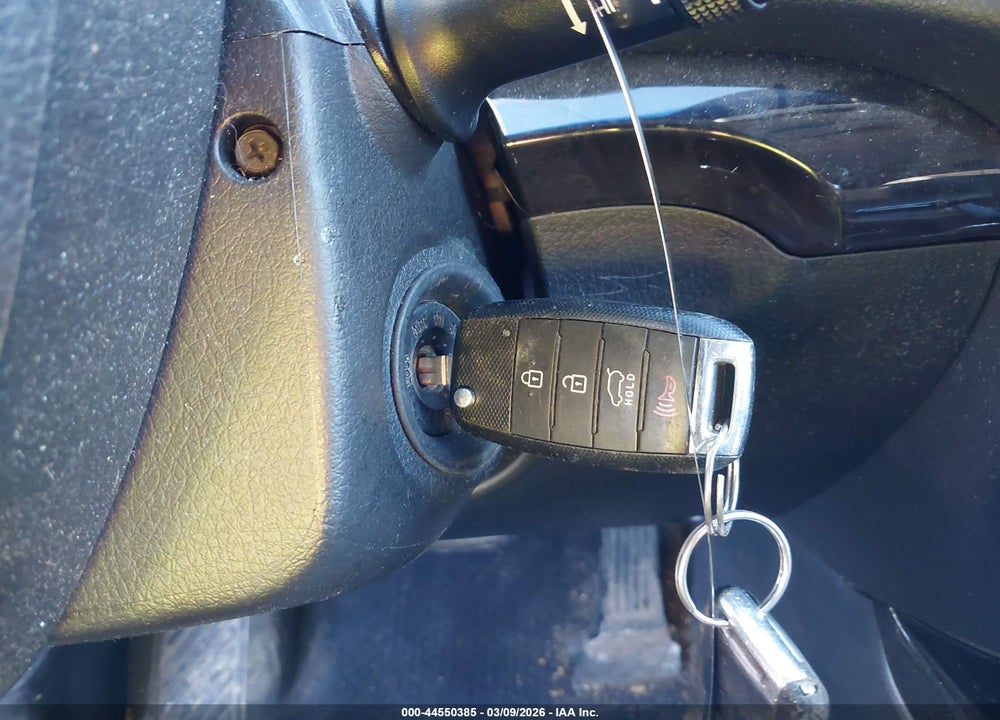 2014 KIA SORENTO LX VIN: 5XYKT3A64EG496149