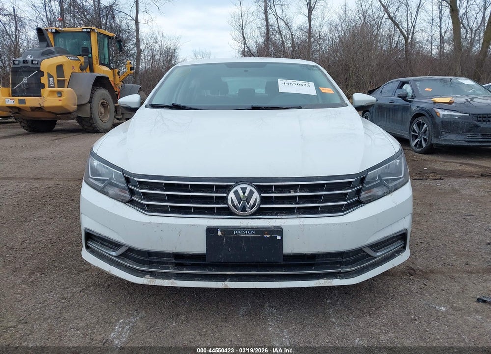 2018 VOLKSWAGEN PASSAT 2.0T R-LINE/2.0T S VIN: 1VWAA7A36JC029101