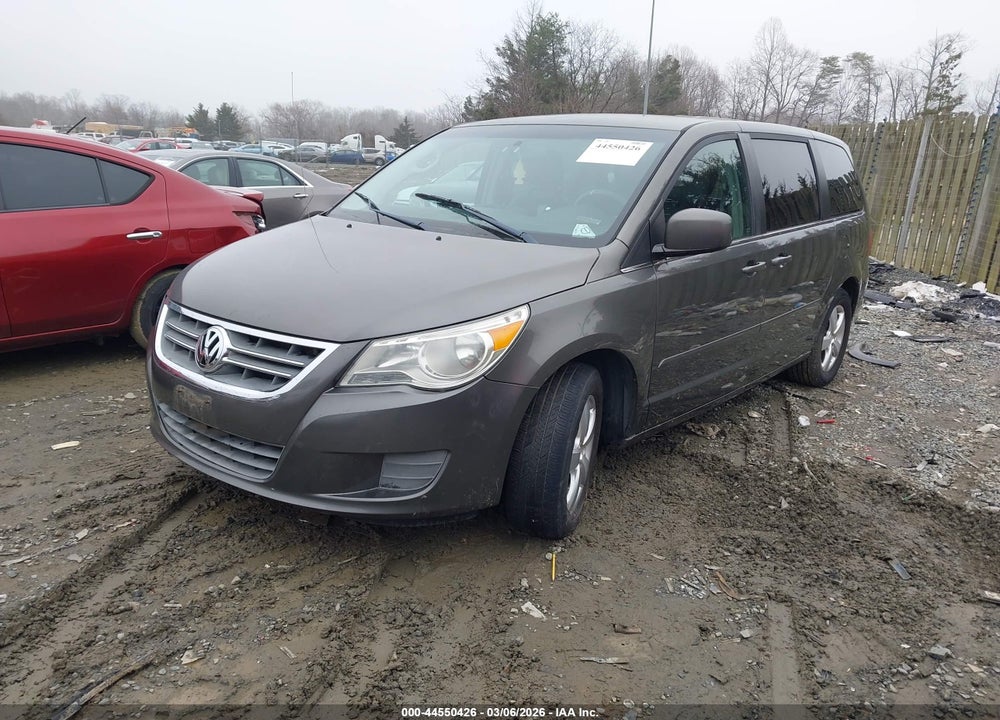2010 VOLKSWAGEN ROUTAN SE VIN: 2V4RW3D15AR360002
