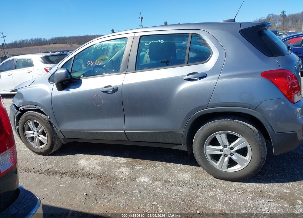 2020 CHEVROLET TRAX FWD LS VIN: 3GNCJKSB7LL204457