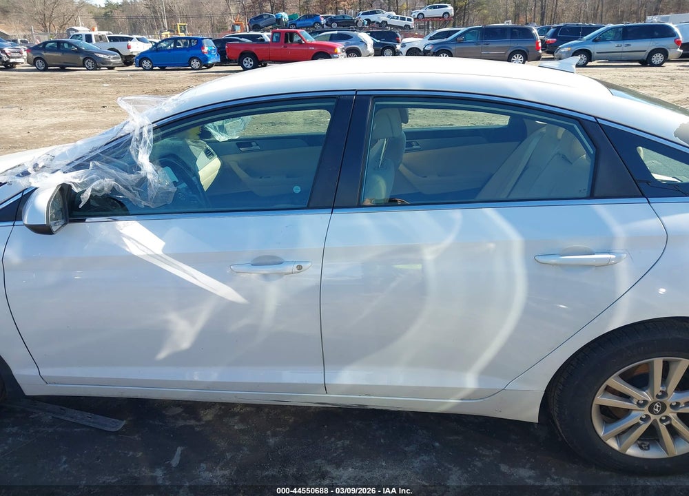 2017 HYUNDAI SONATA SE VIN: 5NPE24AF2HH490014