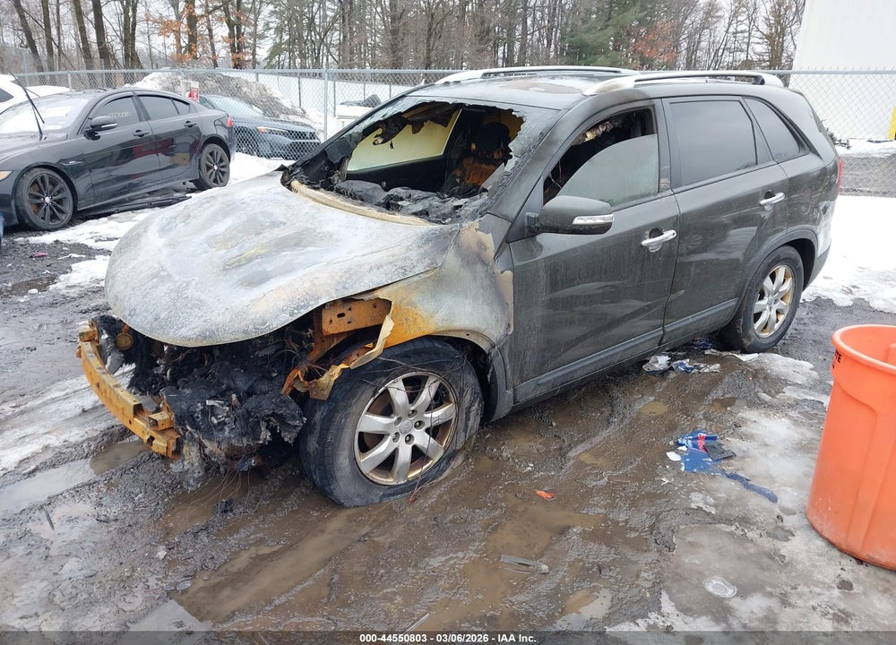 2012 KIA SORENTO LX VIN: 5XYKT3A6XCG206414