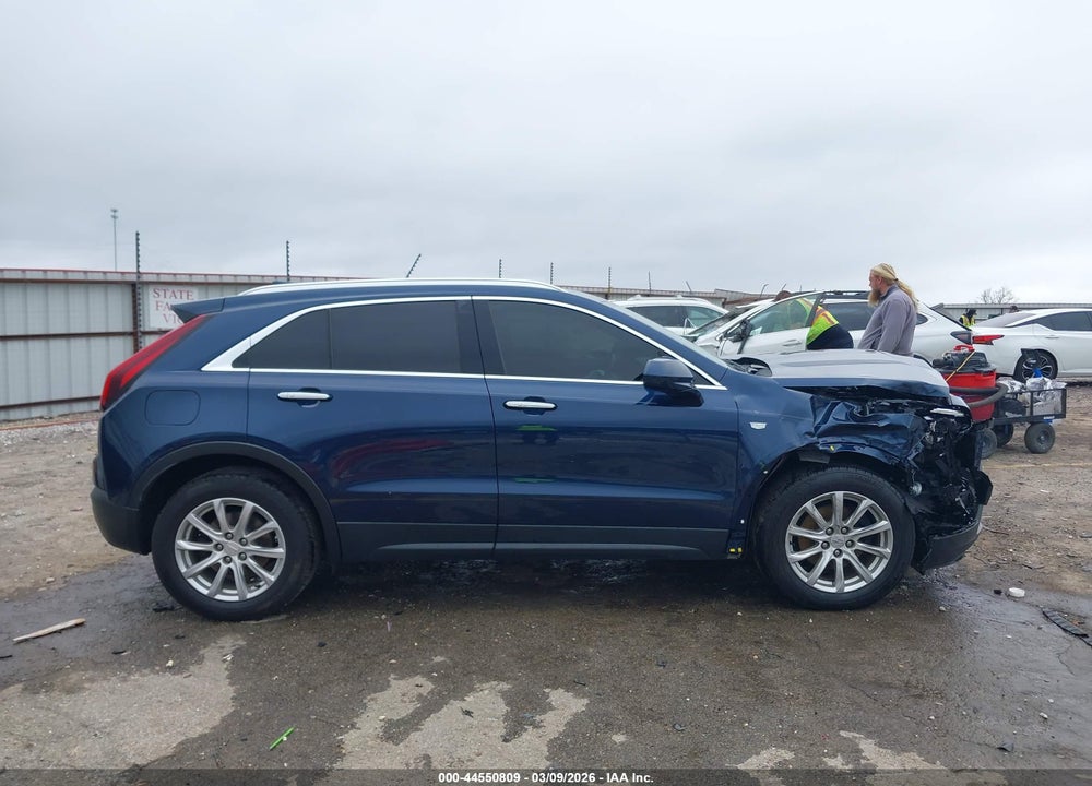 2019 CADILLAC XT4 LUXURY VIN: 1GYAZAR45KF185498