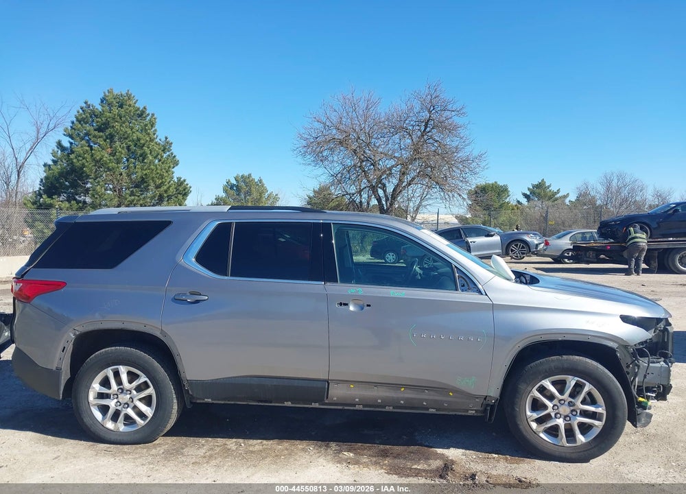 2018 CHEVROLET TRAVERSE 1LT VIN: 1GNEVGKW9JJ115619