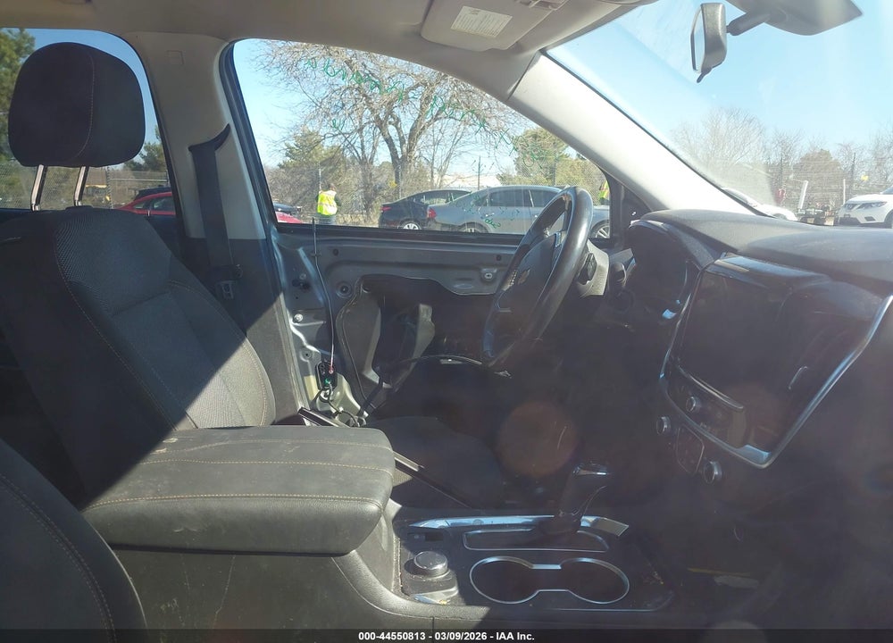 2018 CHEVROLET TRAVERSE 1LT VIN: 1GNEVGKW9JJ115619