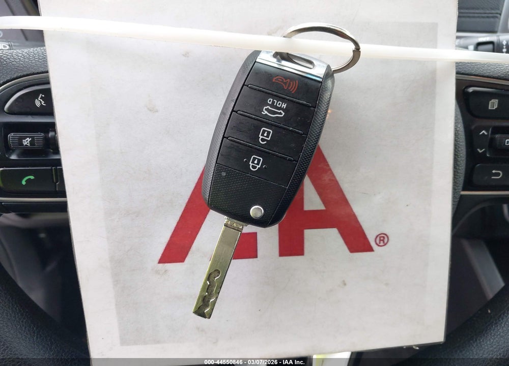 2018 KIA OPTIMA LX VIN: 5XXGT4L33JG259178