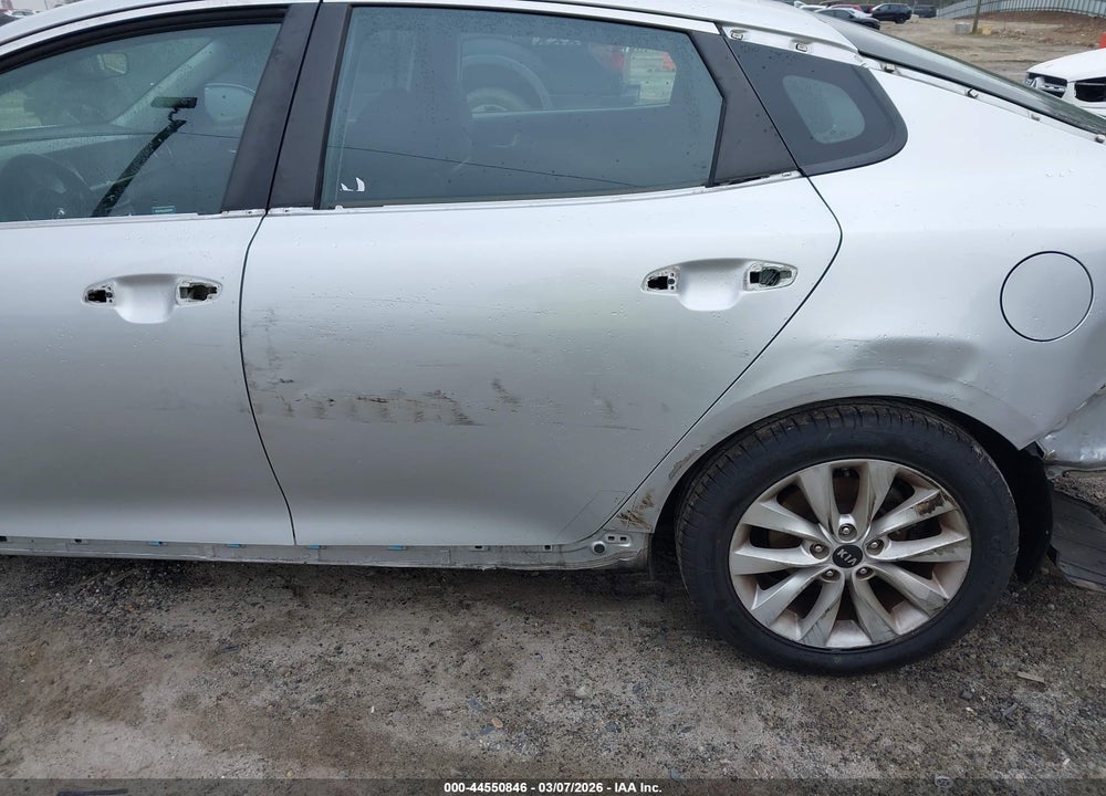 2018 KIA OPTIMA LX VIN: 5XXGT4L33JG259178