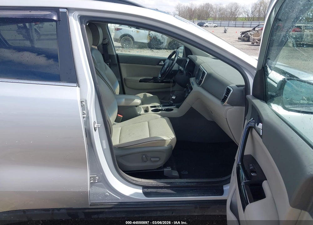 2018 KIA SPORTAGE EX VIN: KNDPN3AC0J7396028