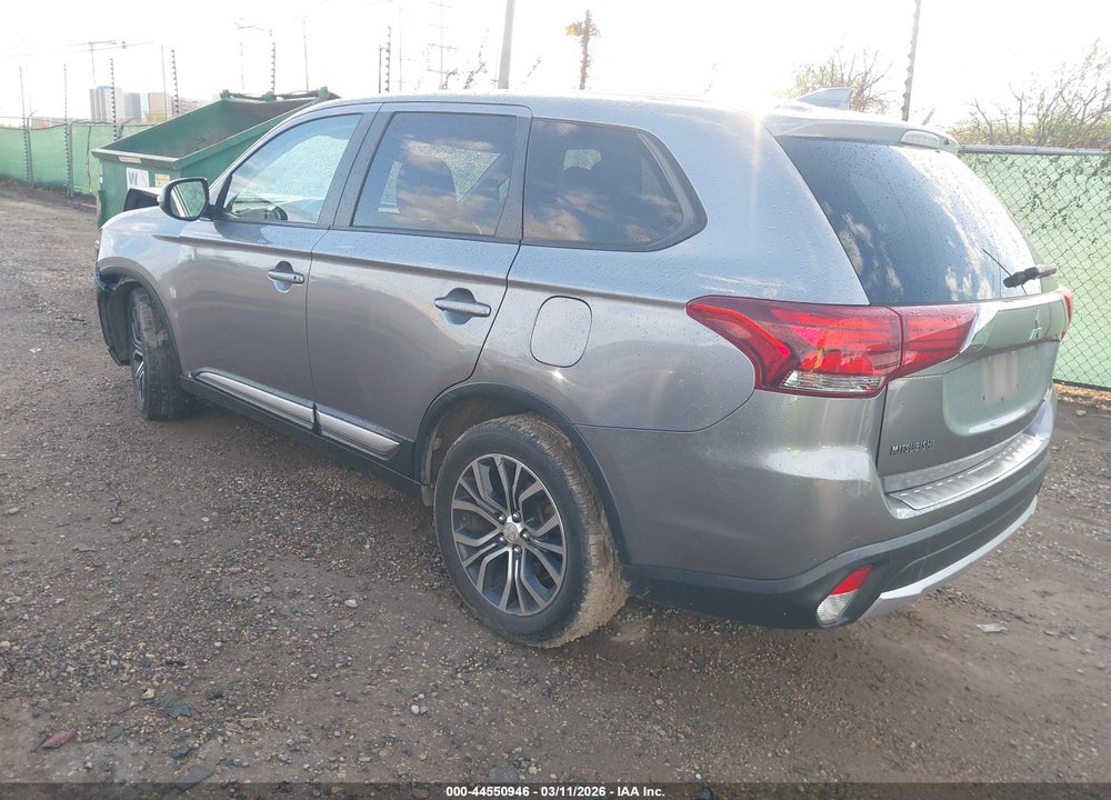 2017 MITSUBISHI OUTLANDER SE VIN: JA4AD3A38HZ041657