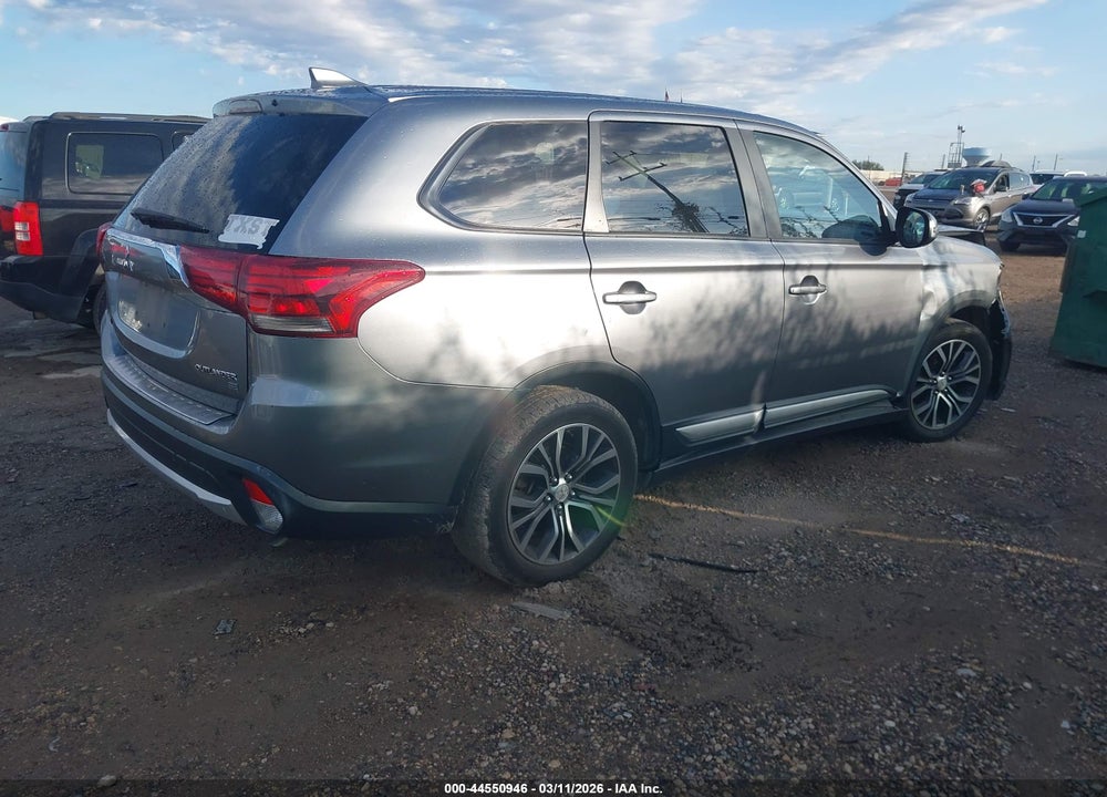 2017 MITSUBISHI OUTLANDER SE VIN: JA4AD3A38HZ041657