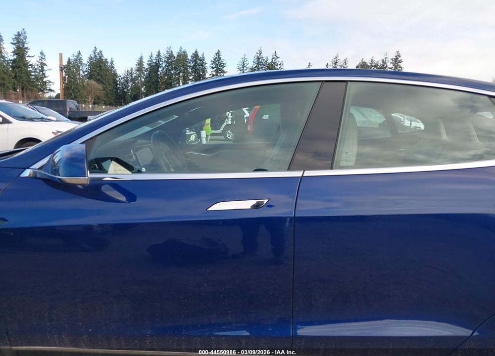 2015 TESLA MODEL S 70D/85D/P85D VIN: 5YJSA1S24FF086014