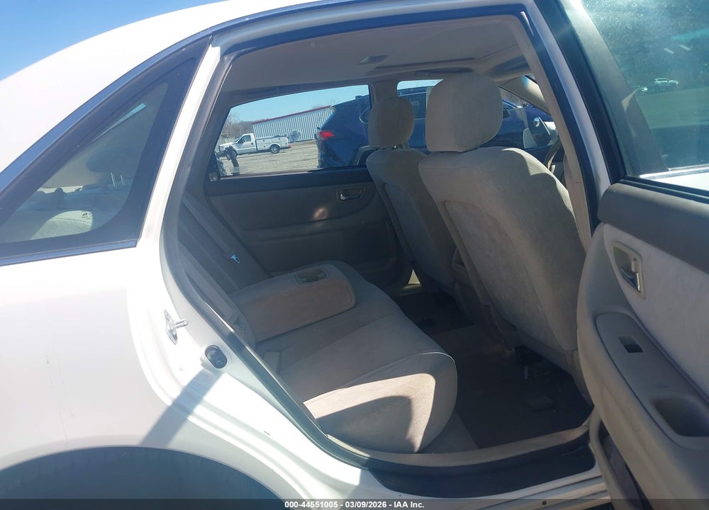 2000 TOYOTA AVALON XL VIN: 4T1BF28B2YU002423