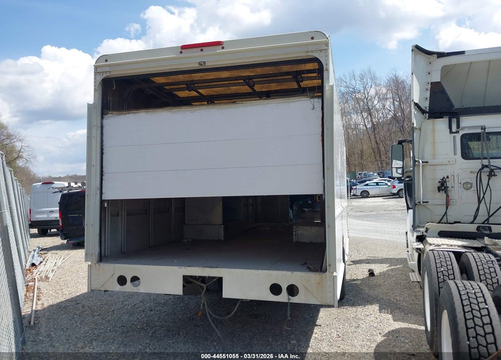 2015 FORD F-59 COMMERCIAL STRIPPED VIN: 1F66F5KY5F0A04680
