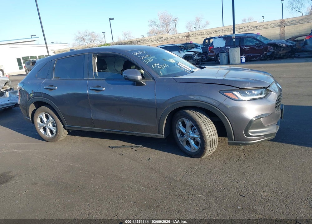 2025 HONDA HR-V 2WD LX VIN: 3CZRZ1H33SM729959