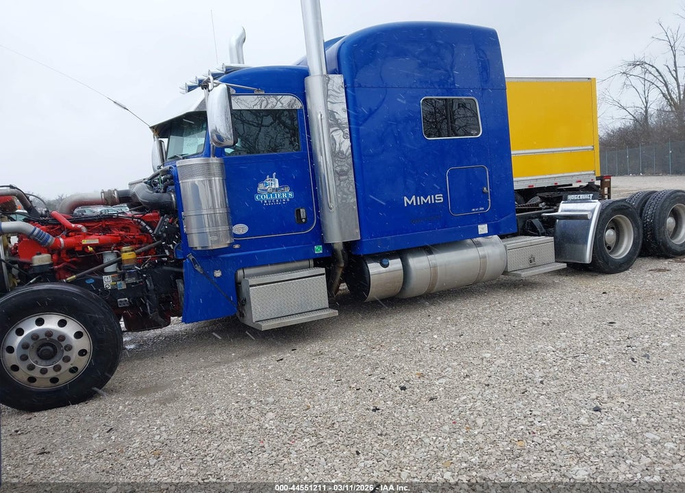 2017 PETERBILT 389 VIN: 1XPXD49X7HD367846