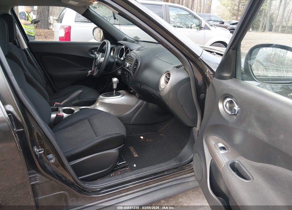 2013 NISSAN JUKE S VIN: JN8AF5MR1DT206218