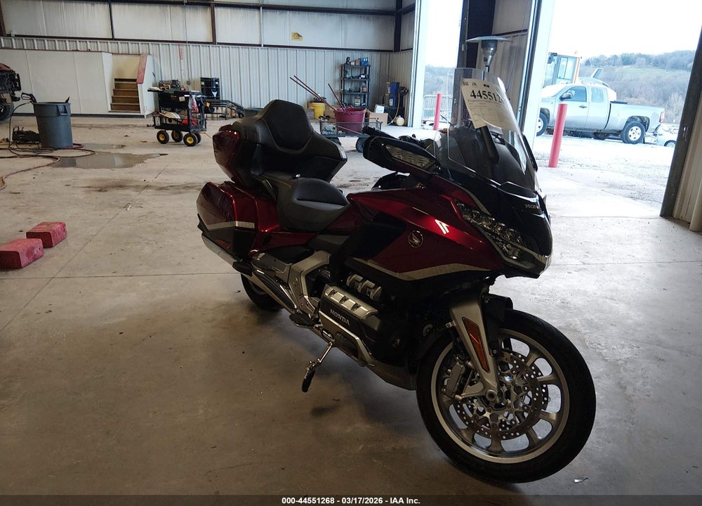 2021 HONDA GL1800 D VIN: JH2SC7954MK300472