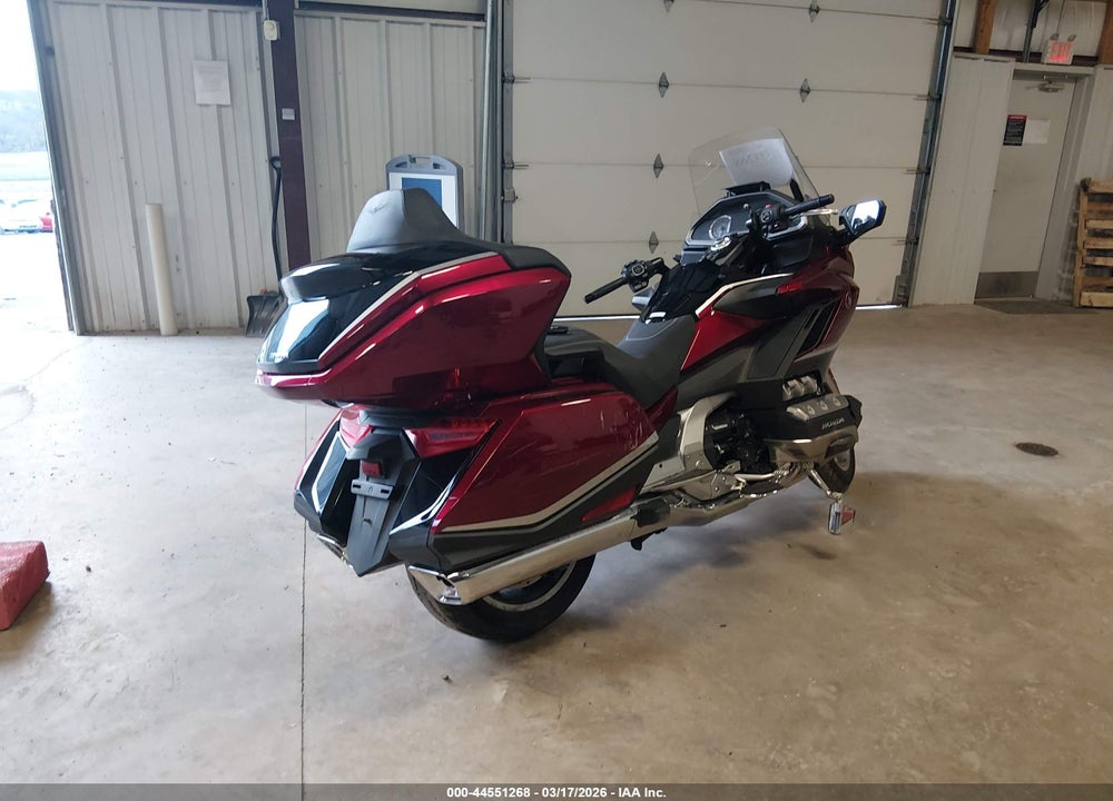 2021 HONDA GL1800 D VIN: JH2SC7954MK300472