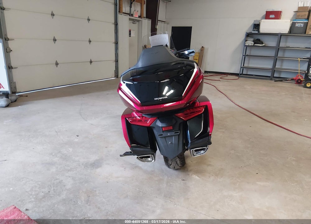 2021 HONDA GL1800 D VIN: JH2SC7954MK300472