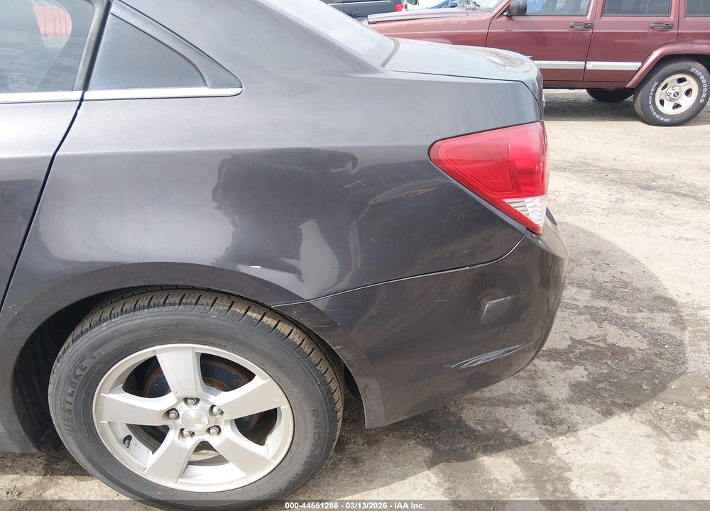 2014 CHEVROLET CRUZE 1LT AUTO VIN: 1G1PC5SB5E7112561