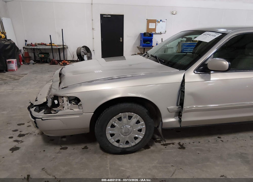 2008 MERCURY GRAND MARQUIS GS VIN: 2MEFM74V18X620882