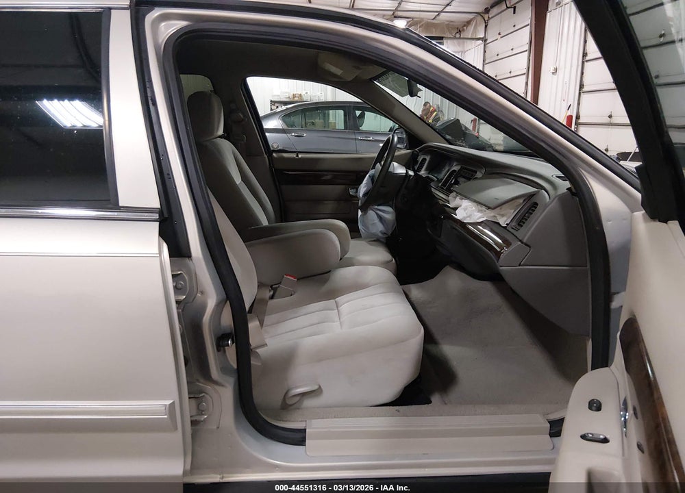 2008 MERCURY GRAND MARQUIS GS VIN: 2MEFM74V18X620882