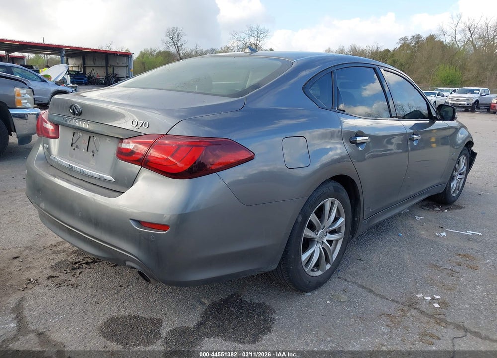 2017 INFINITI Q70 3.7X VIN: JN1BY1AR6HM770652