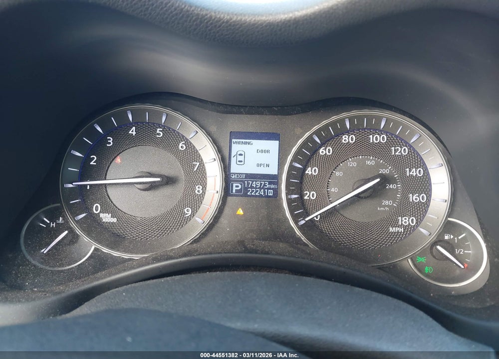 2017 INFINITI Q70 3.7X VIN: JN1BY1AR6HM770652