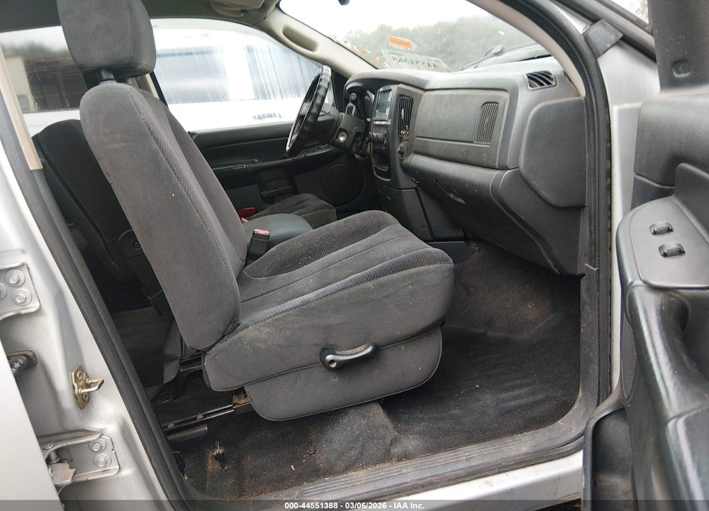 2005 DODGE RAM 1500 SLT/LARAMIE VIN: 1D7HA18D15S257683