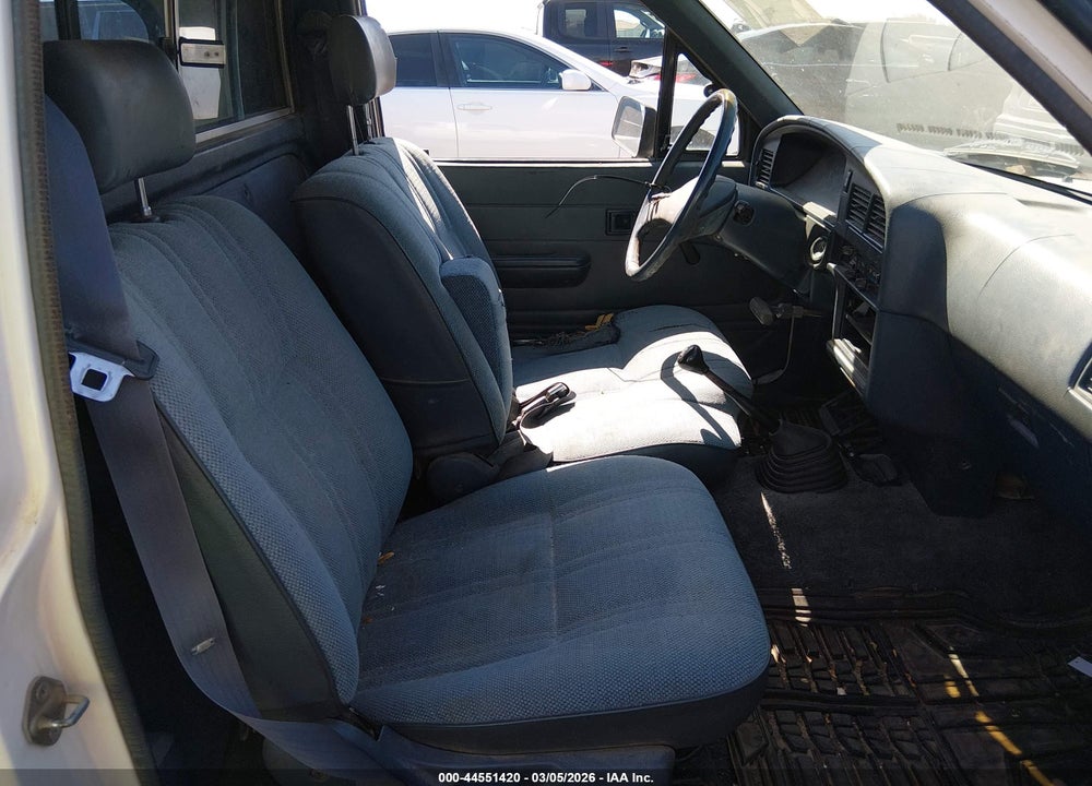 1989 TOYOTA PICKUP 1 TON LONG BED DLX VIN: JT4VN82N5K0000500