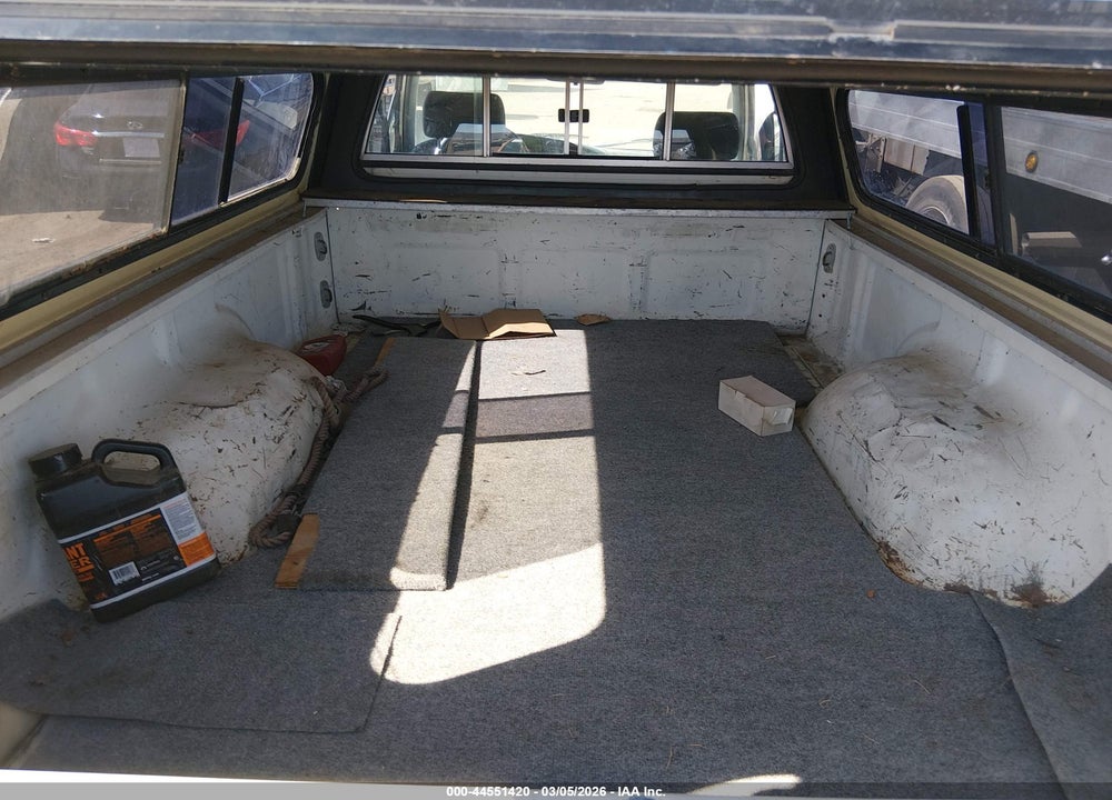1989 TOYOTA PICKUP 1 TON LONG BED DLX VIN: JT4VN82N5K0000500