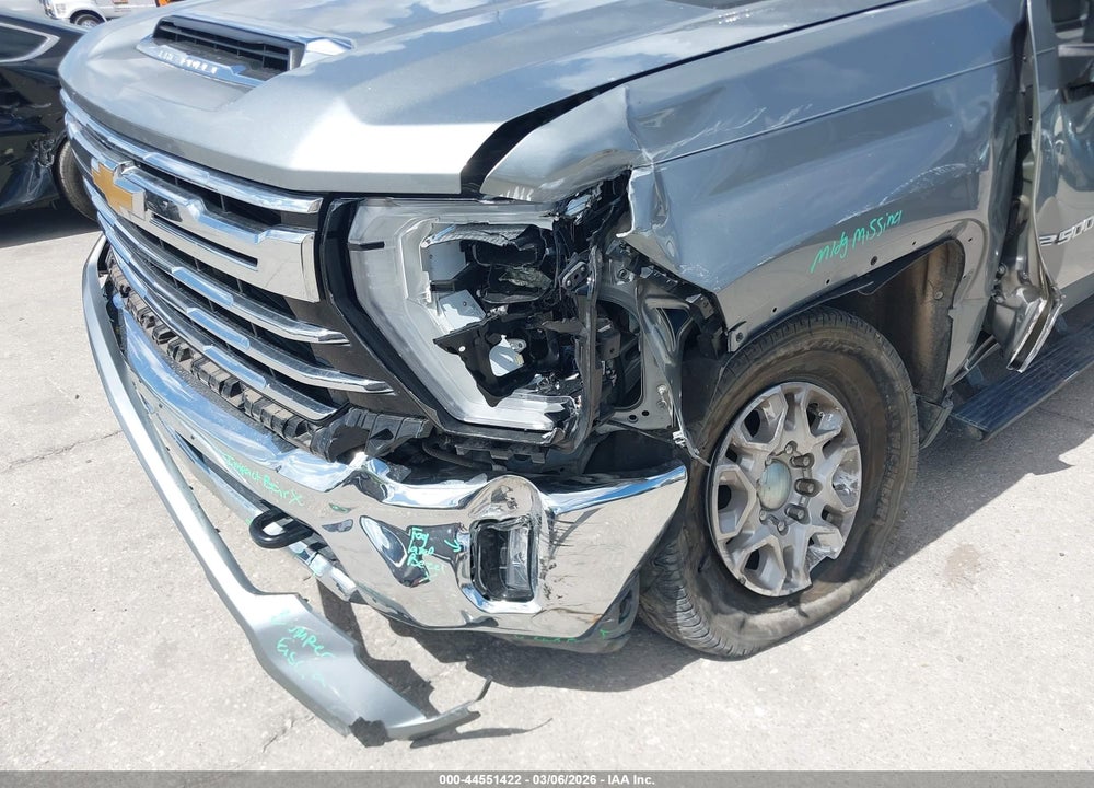 2024 CHEVROLET SILVERADO 2500HD 4WD  STANDARD BED LTZ VIN: 2GC4YPEY2R1134351
