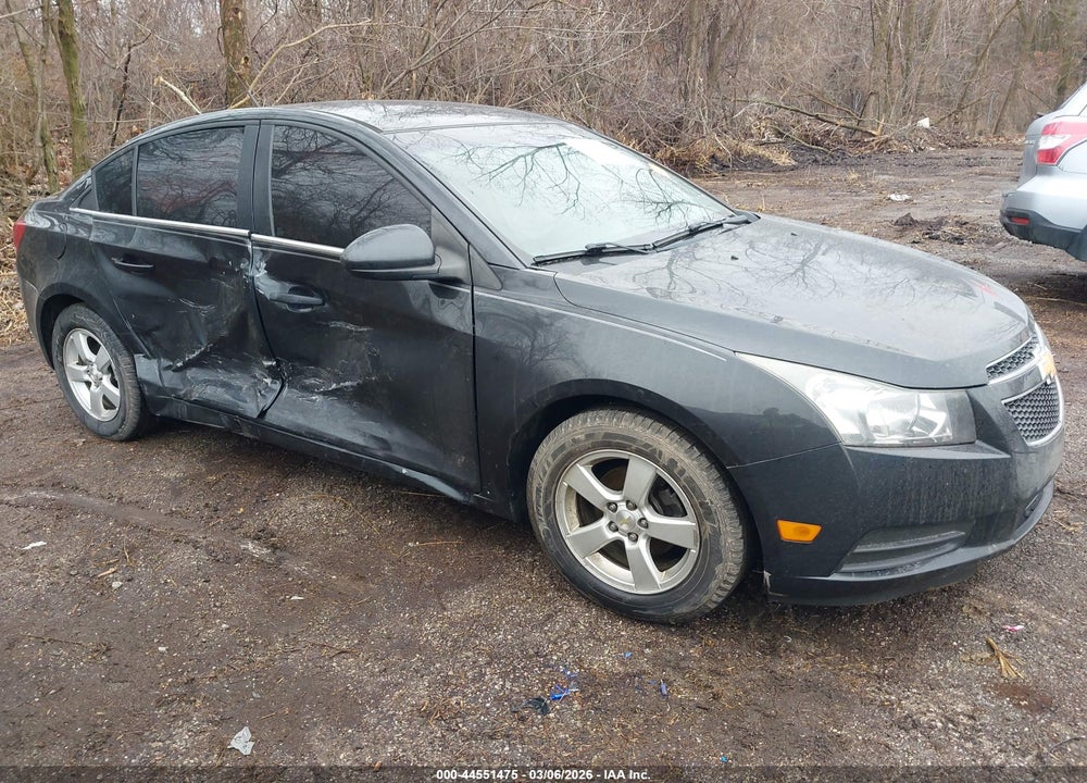 2014 CHEVROLET CRUZE 1LT AUTO VIN: 1G1PC5SB3E7204946