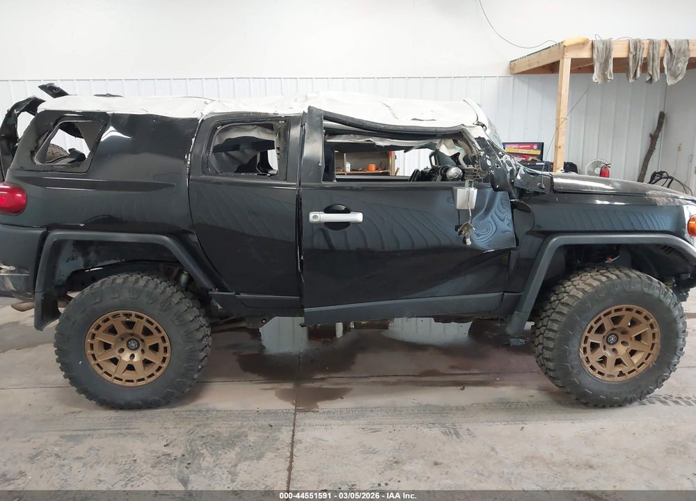 2007 TOYOTA FJ CRUISER VIN: JTEBU11F670034486