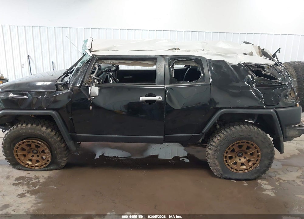 2007 TOYOTA FJ CRUISER VIN: JTEBU11F670034486