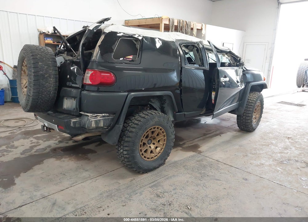 2007 TOYOTA FJ CRUISER VIN: JTEBU11F670034486