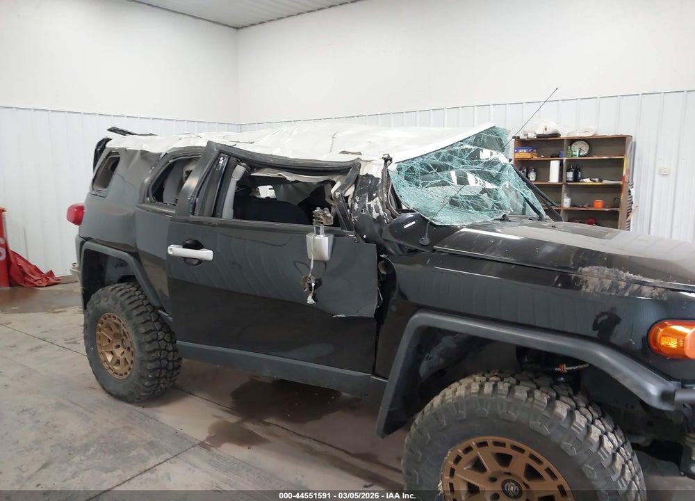2007 TOYOTA FJ CRUISER VIN: JTEBU11F670034486