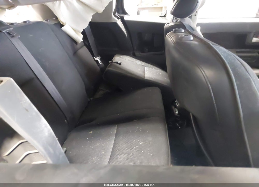 2007 TOYOTA FJ CRUISER VIN: JTEBU11F670034486