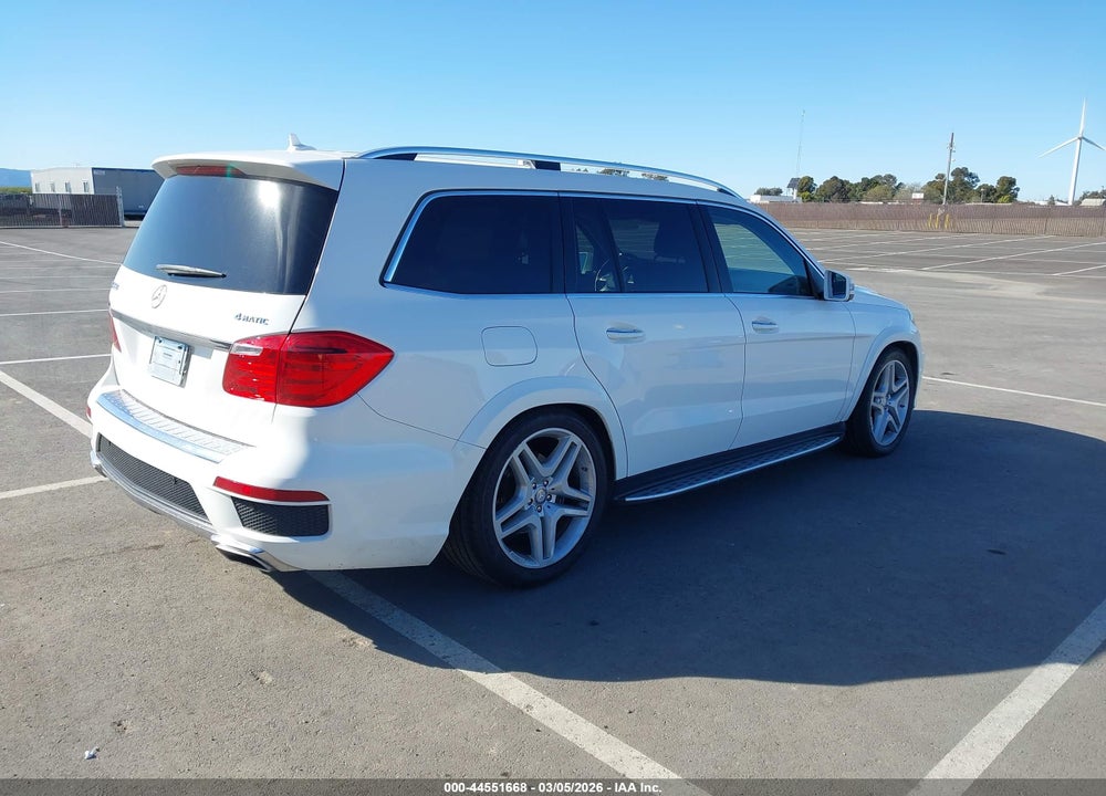 2014 MERCEDES-BENZ GL 550 4MATIC VIN: 4JGDF7DEXEA316310