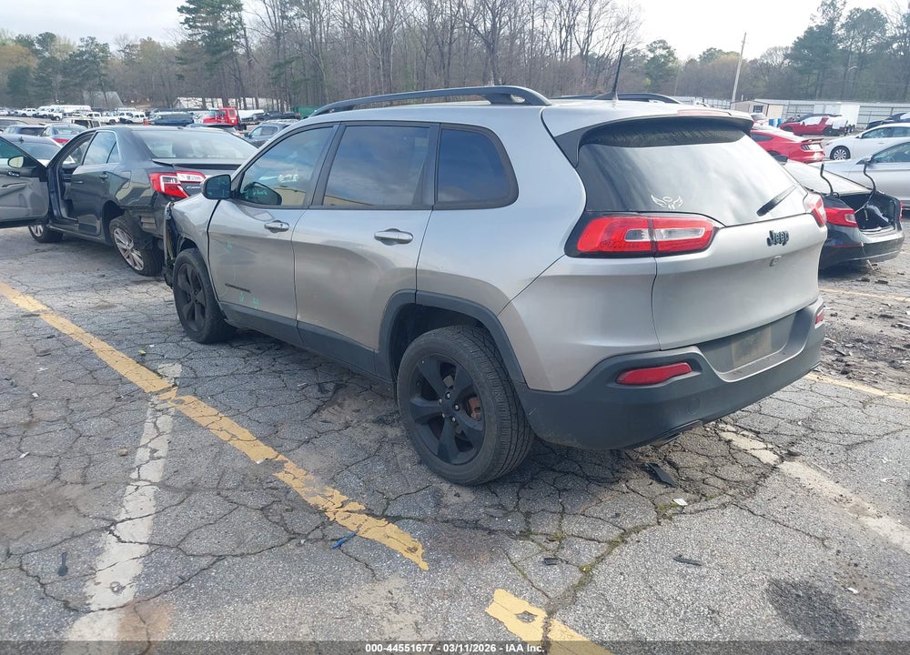 2016 JEEP CHEROKEE ALTITUDE VIN: 1C4PJLCB2GW184696