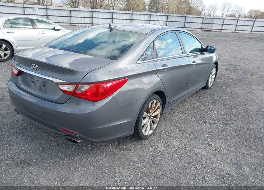 2011 HYUNDAI SONATA SE VIN: 5NPEC4AC6BH043342