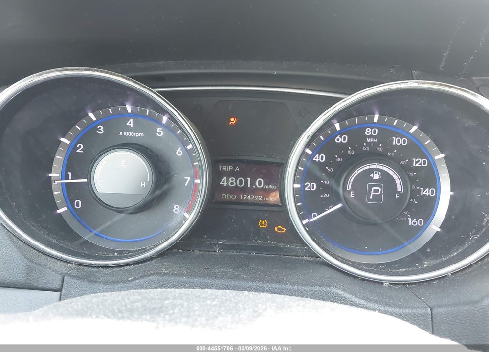 2011 HYUNDAI SONATA SE VIN: 5NPEC4AC6BH043342
