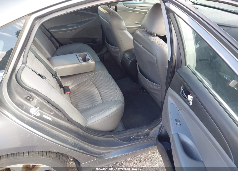 2011 HYUNDAI SONATA SE VIN: 5NPEC4AC6BH043342