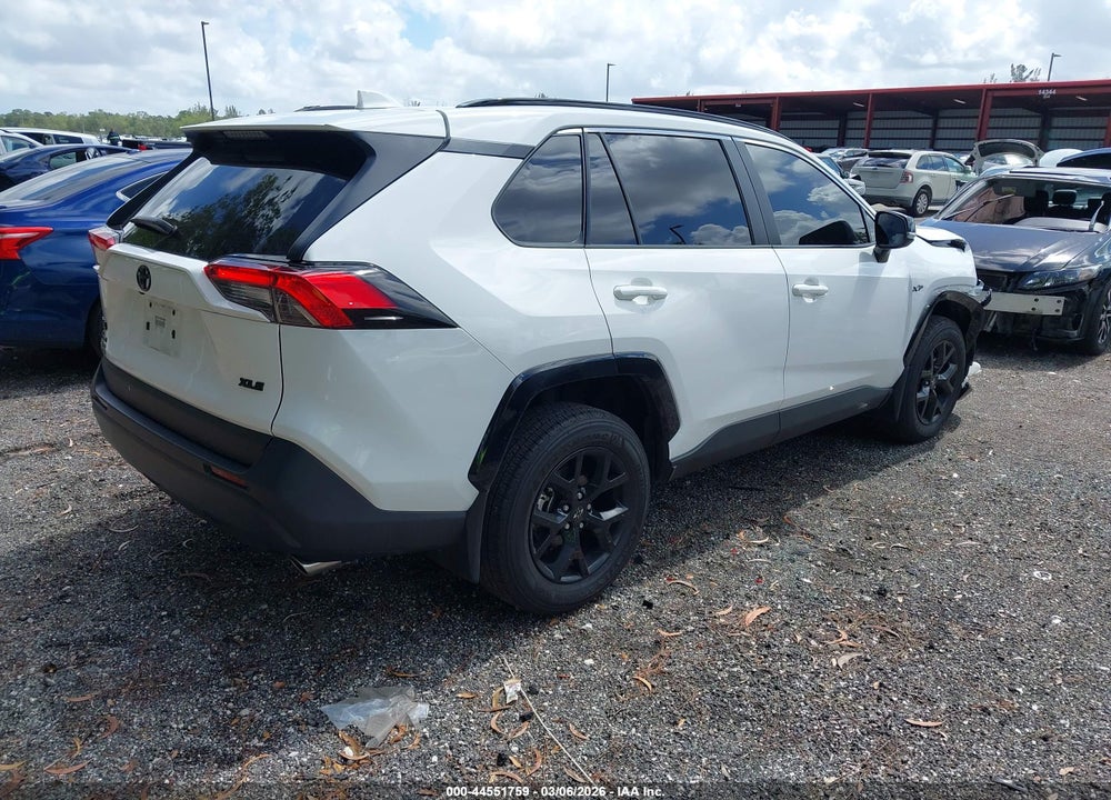 2025 TOYOTA RAV4 XLE VIN: 2T3W1RFVXSW370093