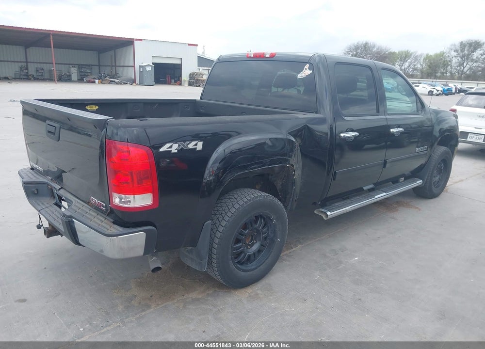 2013 GMC SIERRA 1500 SL VIN: 3GTP2UEA9DG276390