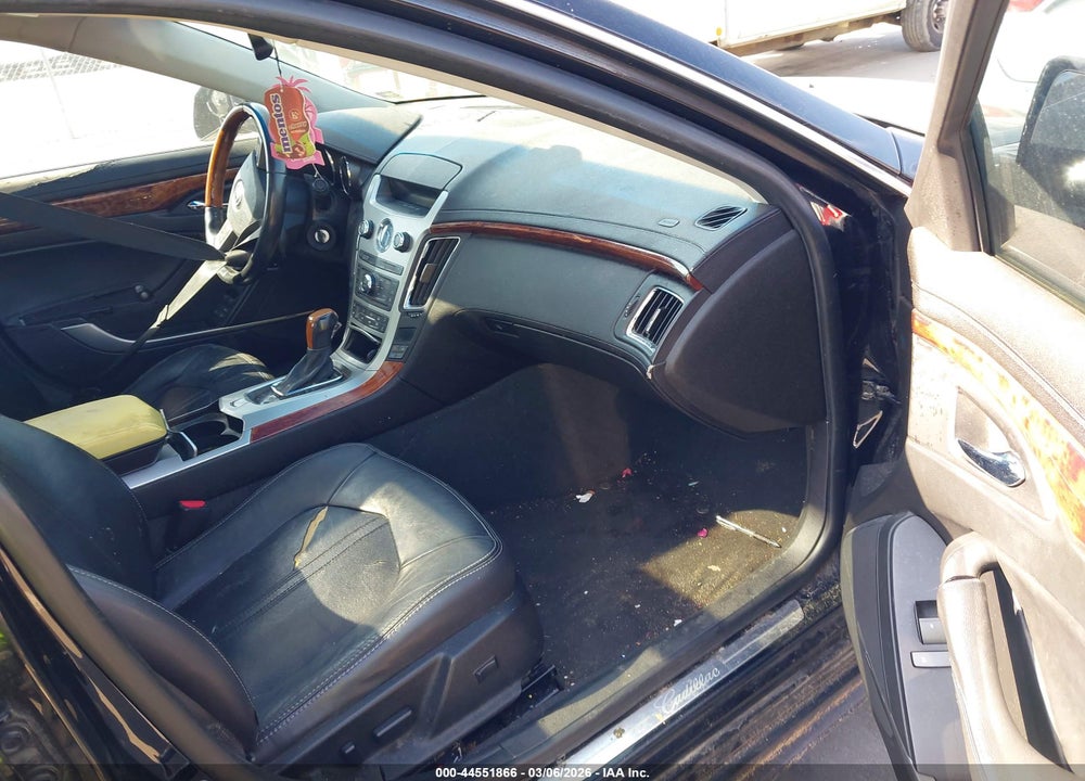 2012 CADILLAC CTS LUXURY VIN: 1G6DF5E58C0127829