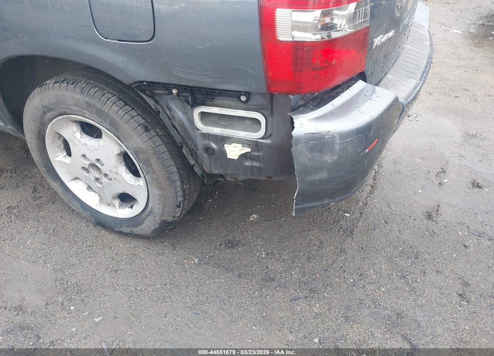 2005 TOYOTA HIGHLANDER LIMITED V6 VIN: JTEEP21A050109372