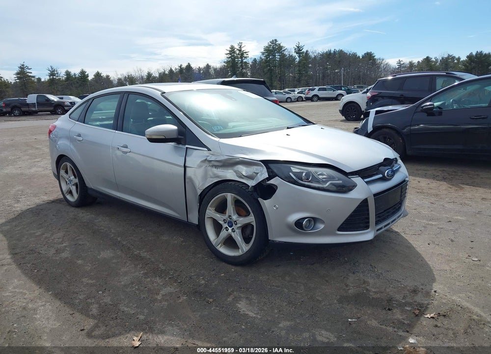 2012 FORD FOCUS TITANIUM VIN: 1FAHP3J23CL214070