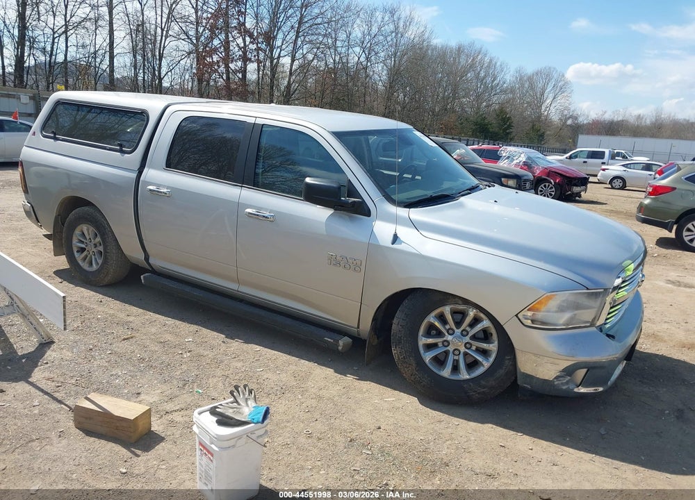 2013 RAM 1500 SLT VIN: 1C6RR6LG5DS640814